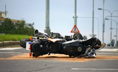 האם תאונת אופנוע היא תאונת עבודה?
