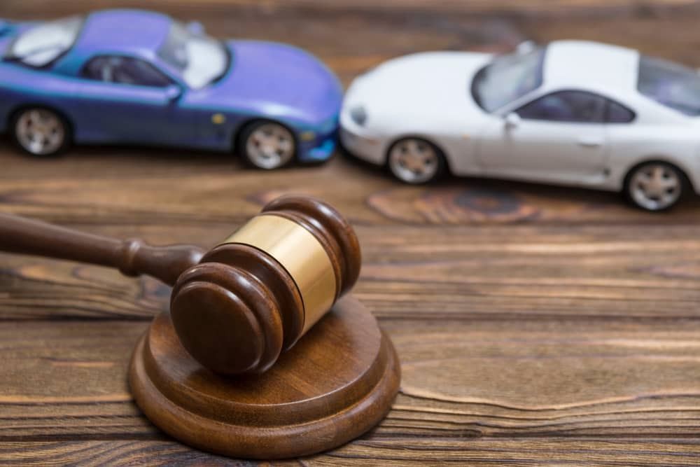 פסק דין מהפכני בעליון: נהגת ברכב למרות מגבלת גיל בפוליסה? עדיין תוכל לזכות בפיצוי במקרה של תאונה