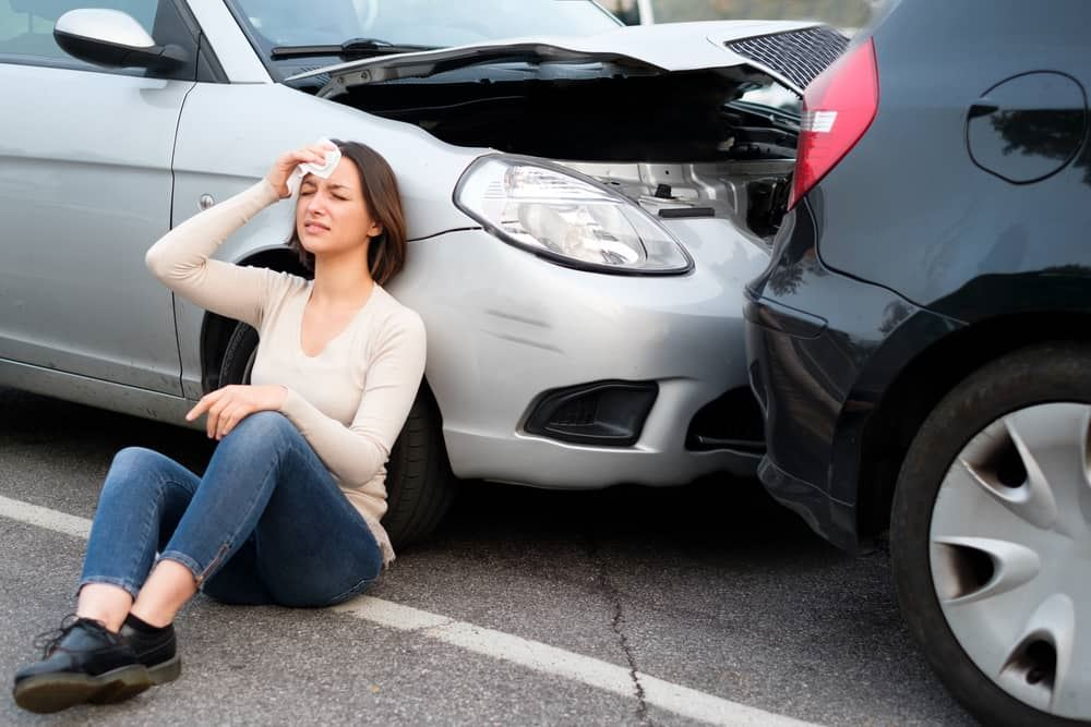 מתי תאונת דרכים תיחשב לתאונת עבודה ואת מי כדאי לתבוע לפיצויים?