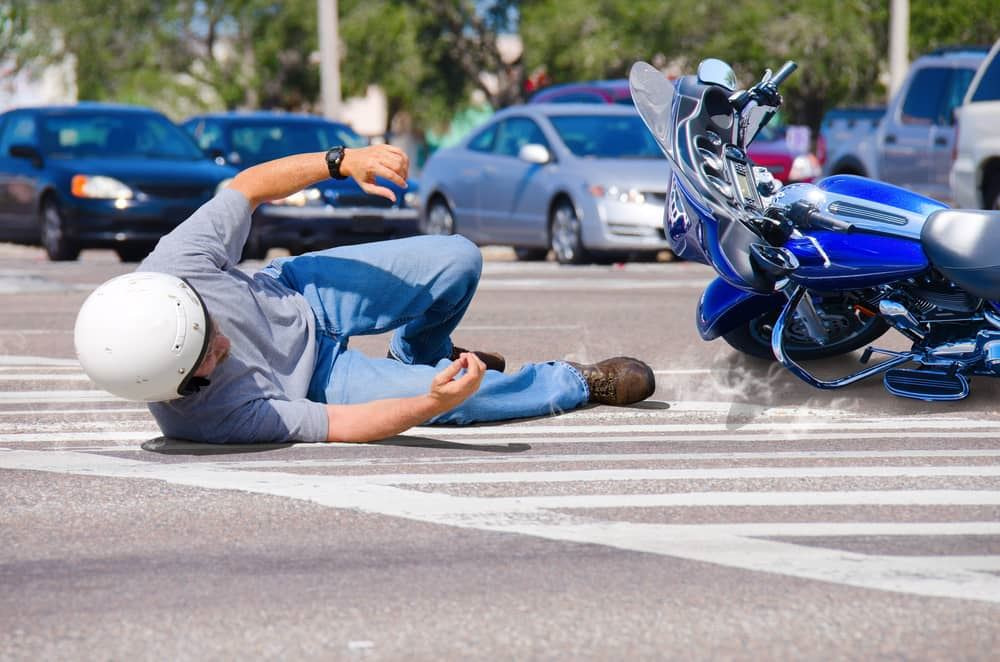 המדריך השלם לתאונות אופנוע: מה צריך לעשות ומתי מגיע לרוכב פיצוי?