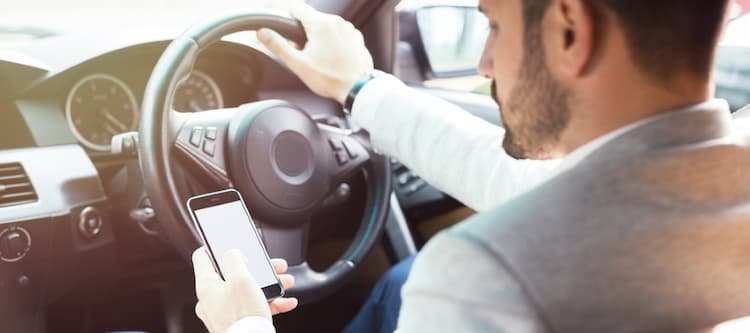 שימוש בטלפון נייד בנהיגה - כל הכללים