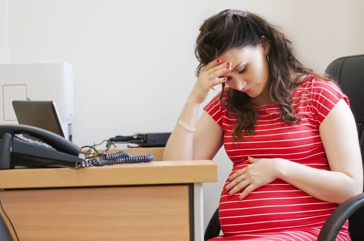 זכויות נשים בהריון ולאחר לידה – עד כמה אתן באמת מוגנות מפיטורים?