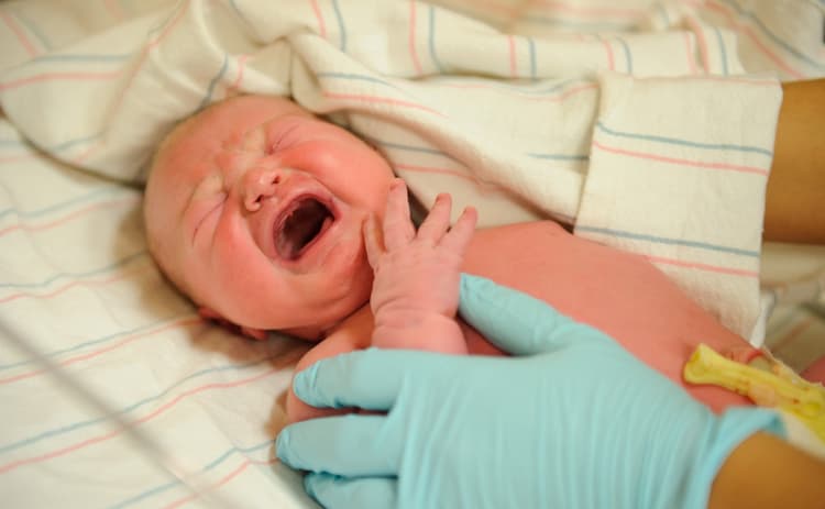 רשלנות רפואית? 3 תינוקות מתוך כל 1,000 לידות יוולדו עם שיתוק מוחין